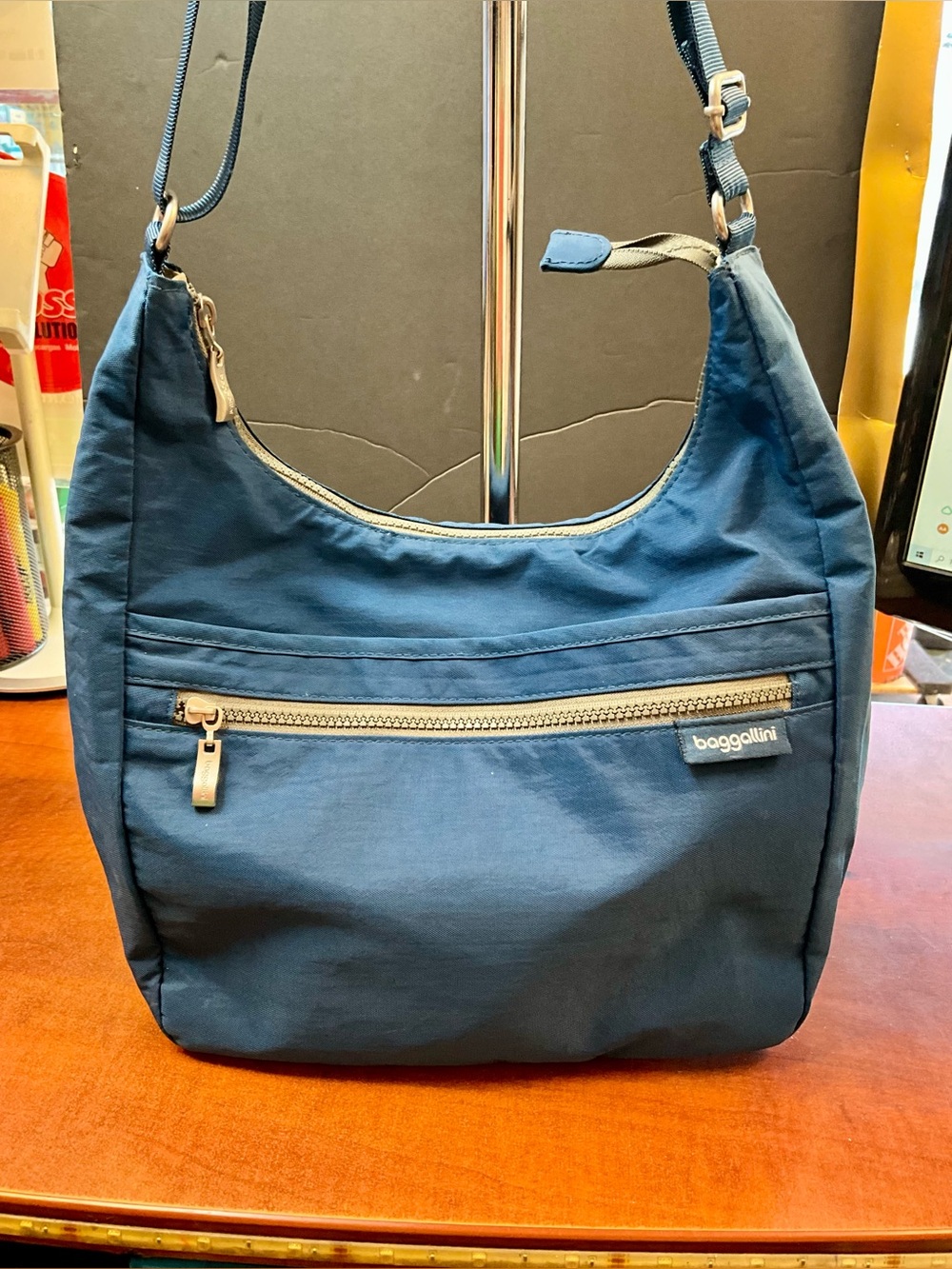 Baggallini Navy Blue Shoulder Crossbody Bag